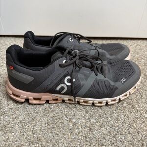 On Running Women's Black and Gray Sneakers